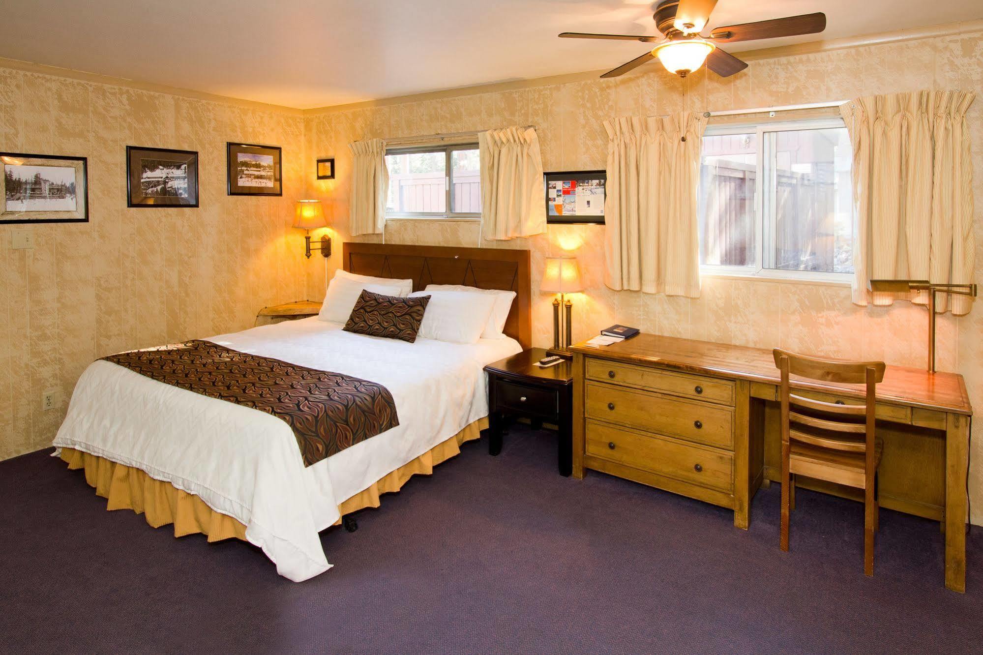 Holiday Haus แมมมอธ เลกส์ ภายนอก รูปภาพ